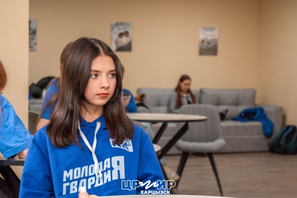 Молодёжь вовлечена в построение будущего своей Республики! Молодёжь вовлечена в построение будущего своей Республики!