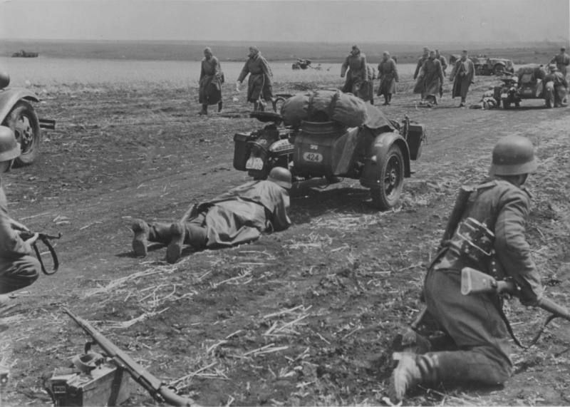 Александр Волошин: #НавстречуПобеде. Май 1942 года Александр Волошин: #НавстречуПобеде. Май 1942 года