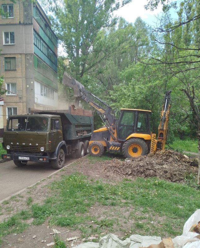 Александр Шатов: Ликвидация стихийных свалок в Шахтерске продолжается Александр Шатов: Ликвидация стихийных свалок в Шахтерске продолжается