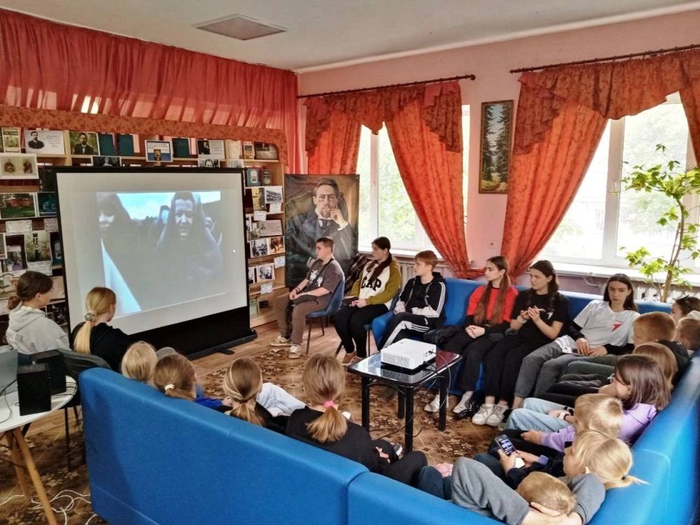 Видеосалон к юбилею Л.И. Касаткиной Видеосалон к юбилею Л.И. Касаткиной