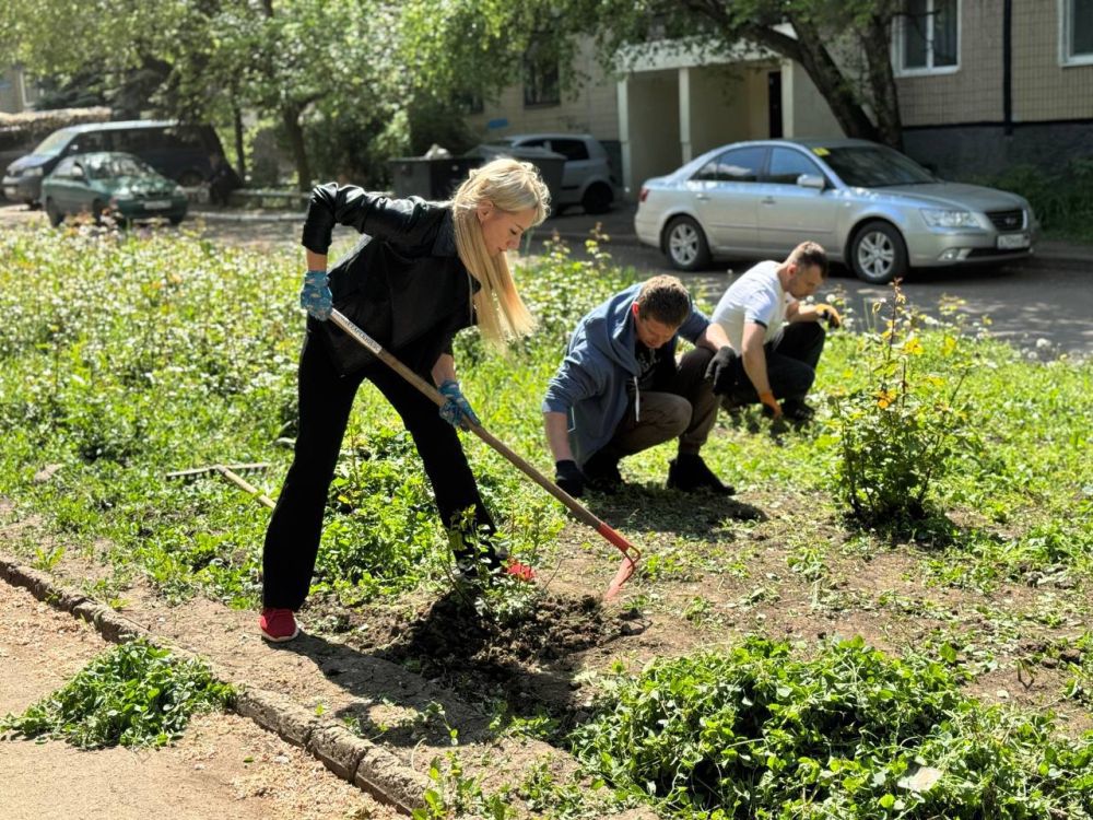 Елена Рязанцева: В Пролетарском районе прошла экологическая акция «Чистый четверг», в рамках проекта «Городская среда» Всероссийской политической партии «Единая Россия» Елена Рязанцева: В Пролетарском районе прошла экологическая акция «Чистый четверг», в рамках проекта «Городская среда» Всероссийской политической партии «Единая Россия»