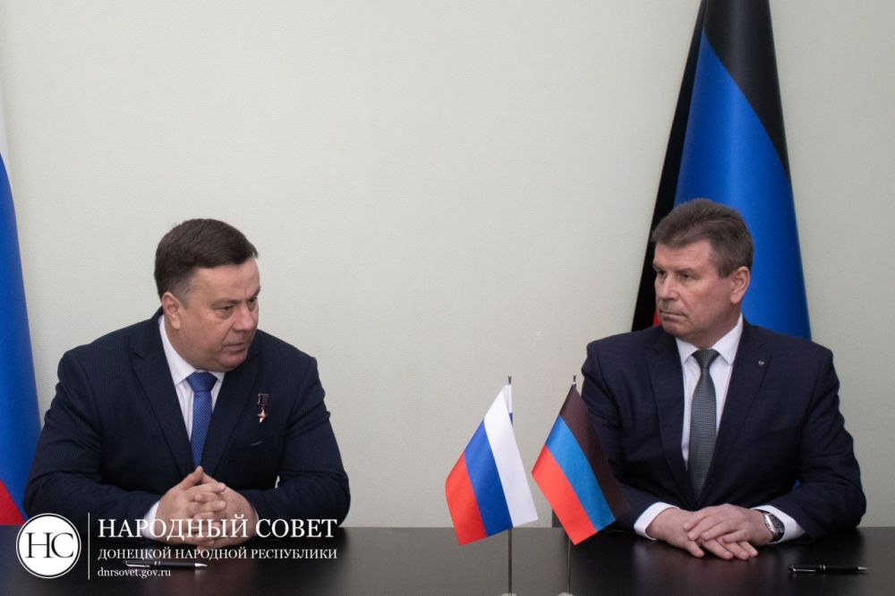 Константин Кузьмин: Заключили Соглашение о взаимодействии с Управлением Министерства юстиции Российской Федерации по ДНР Константин Кузьмин: Заключили Соглашение о взаимодействии с Управлением Министерства юстиции Российской Федерации по ДНР