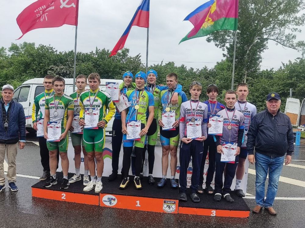 Юрий Мартынов: Командные гонки Чемпионата и Первенства Южного Федерального округа по велоспорту на шоссе, который проходит в Краснодарском крае, принесли нашей команде ещё несколько медалей! Юрий Мартынов: Командные гонки Чемпионата и Первенства Южного Федерального округа по велоспорту на шоссе, который проходит в Краснодарском крае, принесли нашей команде ещё несколько медалей!