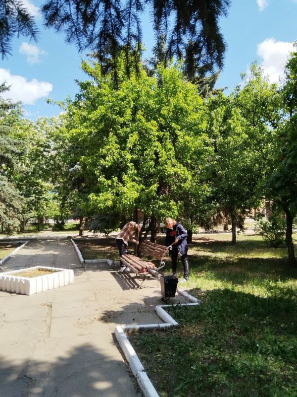 16 мая коллектив МБУ "МИРОНОВСКИЙ ПОСЕЛКОВЫЙ ДК" принял участие в общепоселковом субботнике 16 мая коллектив МБУ "МИРОНОВСКИЙ ПОСЕЛКОВЫЙ ДК" принял участие в общепоселковом субботнике