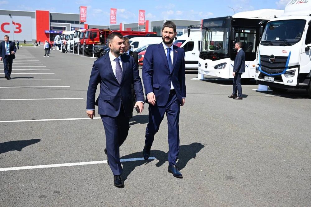 Александр Волошин: В эти дни принимаю участие в работе XVI Международного экономического форума «Россия – Исламский мир: KazanForum» в Казани – главной площадке экономического взаимодействия нашей страны с государствами... Александр Волошин: В эти дни принимаю участие в работе XVI Международного экономического форума «Россия – Исламский мир: KazanForum» в Казани – главной площадке экономического взаимодействия нашей страны с государствами...