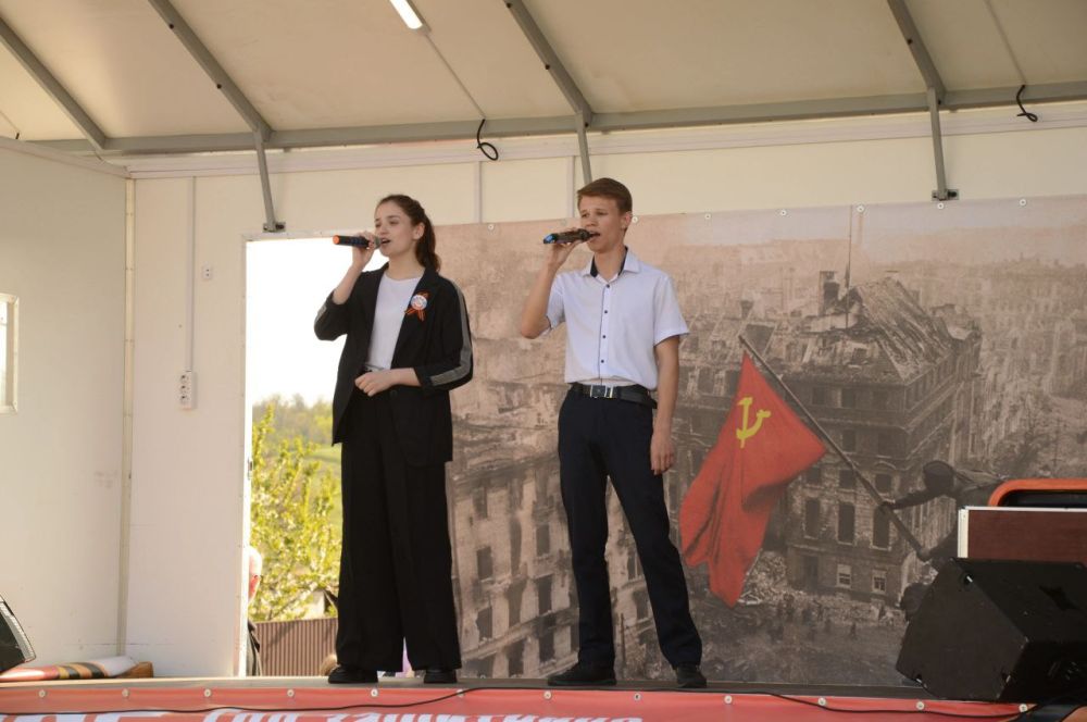 Сегодня в Центре Славянской Культуры в г. Донецке прошло награждение участников музыкальной эстафеты "Голос Победы" приуроченной 80-летию Победы в Великой Отечественной Войне Сегодня в Центре Славянской Культуры в г. Донецке прошло награждение участников музыкальной эстафеты "Голос Победы" приуроченной 80-летию Победы в Великой Отечественной Войне