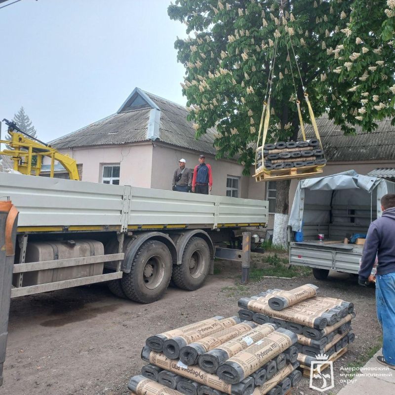 Регион-шеф Еврейская автономная область продолжает работы по ремонту кровель многоквартирных домов в пос Регион-шеф Еврейская автономная область продолжает работы по ремонту кровель многоквартирных домов в пос