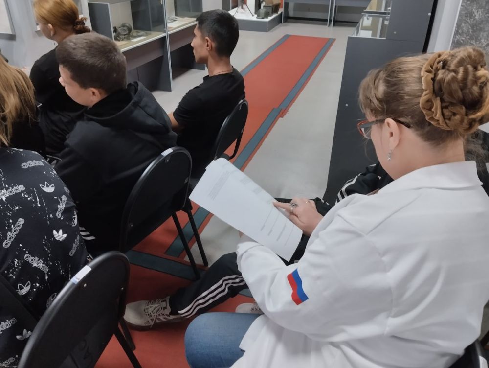 Студенты Снежного поучаствовали в мероприятии, приуроченном к Международному дню музеев Студенты Снежного поучаствовали в мероприятии, приуроченном к Международному дню музеев
