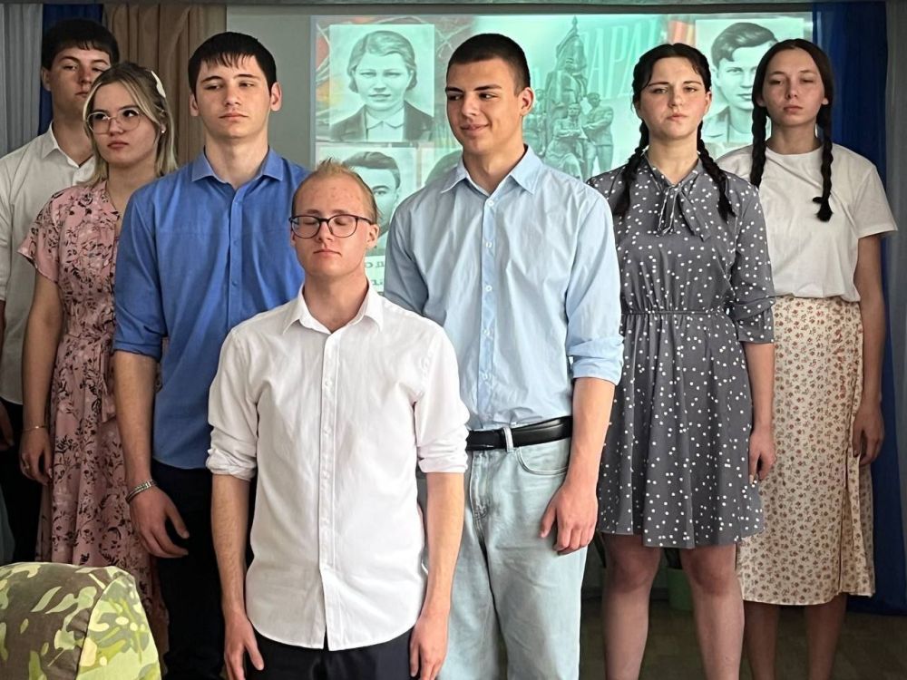ПОБЕДНЫЙ МАЙ В ШЕСТОЙ. В ГБОУ «Школа 6 им. Н. Я. Ильина г.о.Дебальцево» состоялся праздник Памяти, Мужества, Совести, Ответственности перед историей и своей землёй ПОБЕДНЫЙ МАЙ В ШЕСТОЙ. В ГБОУ «Школа 6 им. Н. Я. Ильина г.о.Дебальцево» состоялся праздник Памяти, Мужества, Совести, Ответственности перед историей и своей землёй