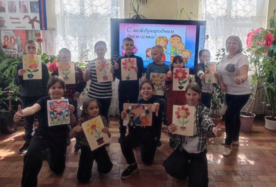 В учреждениях культуры городского округа Снежное прошли мероприятия, приуроченные к Международному дню семьи В учреждениях культуры городского округа Снежное прошли мероприятия, приуроченные к Международному дню семьи