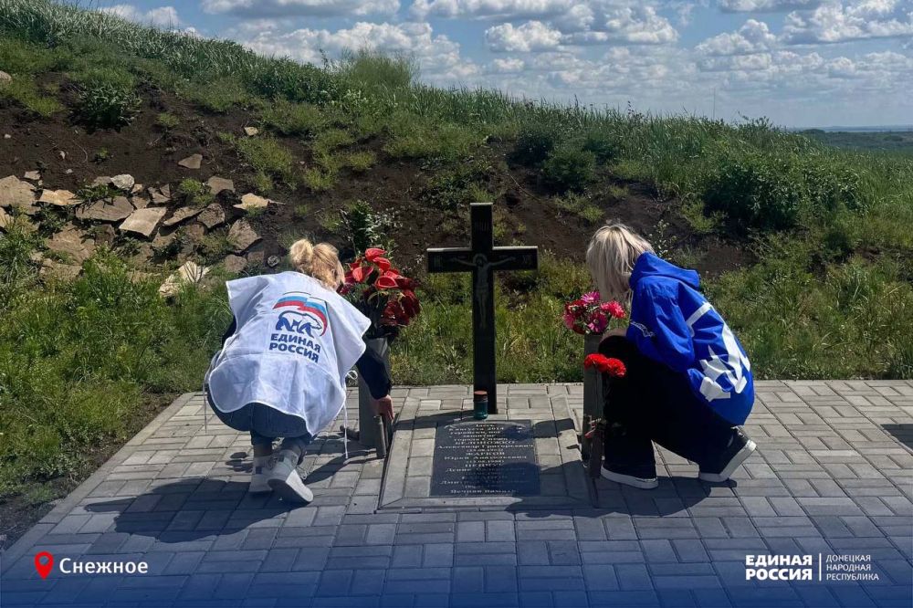 Памятные места должны содержаться достойно Памятные места должны содержаться достойно