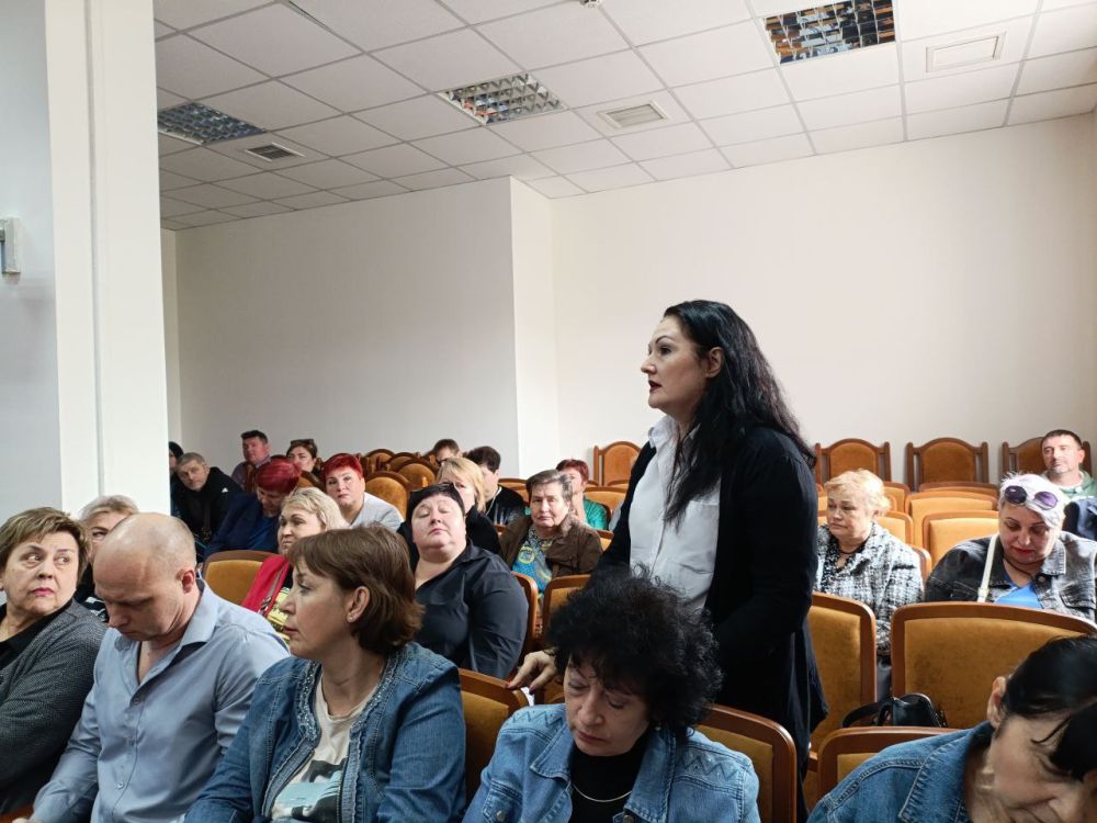 Валентин Левченко: Состоялось рабочее совещание представителей Ассоциации председателей советов многоквартирных домов ДНР с жилищными активистами, представителями ТСЖ, ТСН, ЖСК, МУП Валентин Левченко: Состоялось рабочее совещание представителей Ассоциации председателей советов многоквартирных домов ДНР с жилищными активистами, представителями ТСЖ, ТСН, ЖСК, МУП