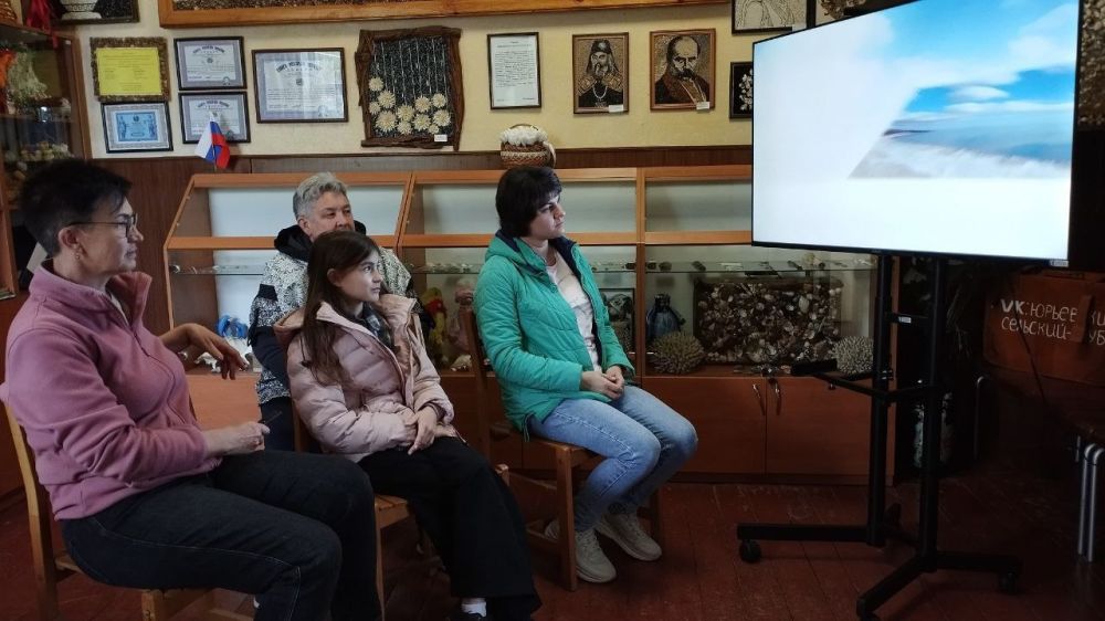 В Юрьевском сельском клубе завершилась неделя экскурсий, посвящённая Международному дню музеев В Юрьевском сельском клубе завершилась неделя экскурсий, посвящённая Международному дню музеев