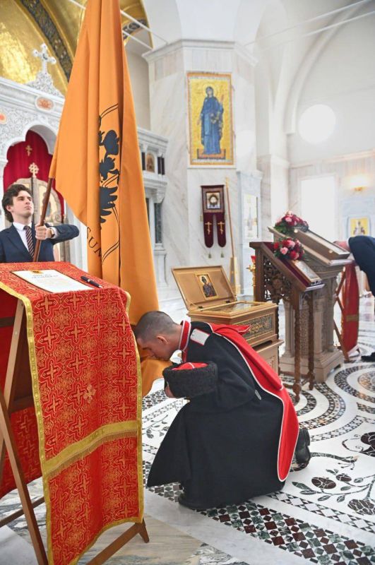 Константин Малофеев: Сегодня в Храме Святителя Василия Великого после Божественной Литургии состоялось очередное посвящение в Академисты Константин Малофеев: Сегодня в Храме Святителя Василия Великого после Божественной Литургии состоялось очередное посвящение в Академисты