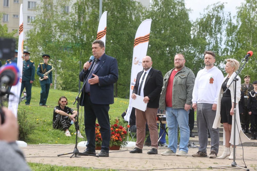 17 мая в московском Мемориальном храмовом комплексе святых мучеников Анатолия и Протолеона состоялось торжественное открытие Галереи памяти советских и российских журналистов, погибших при исполнении своего профессионального... 17 мая в московском Мемориальном храмовом комплексе святых мучеников Анатолия и Протолеона состоялось торжественное открытие Галереи памяти советских и российских журналистов, погибших при исполнении своего профессионального...