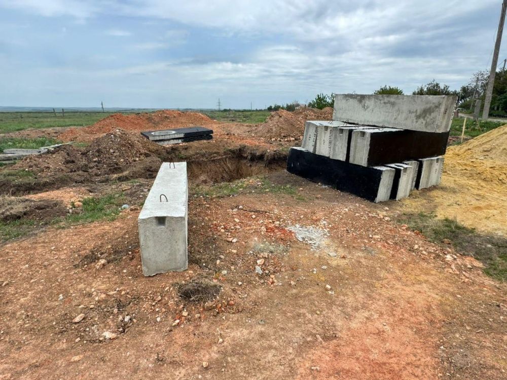 Челябинские строители приступили к замене водовода в Ясиноватой Челябинские строители приступили к замене водовода в Ясиноватой