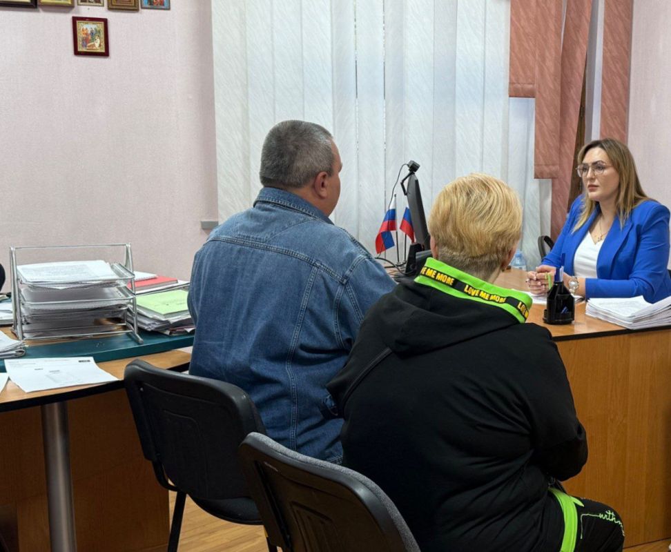 Анастасия Мельничайко: Сегодня провела приём граждан по вопросам, отнесённым к компетенции Нотариальной палаты Донецкой Народной Республики Анастасия Мельничайко: Сегодня провела приём граждан по вопросам, отнесённым к компетенции Нотариальной палаты Донецкой Народной Республики