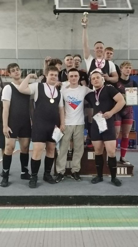 15 - 18            ( )   