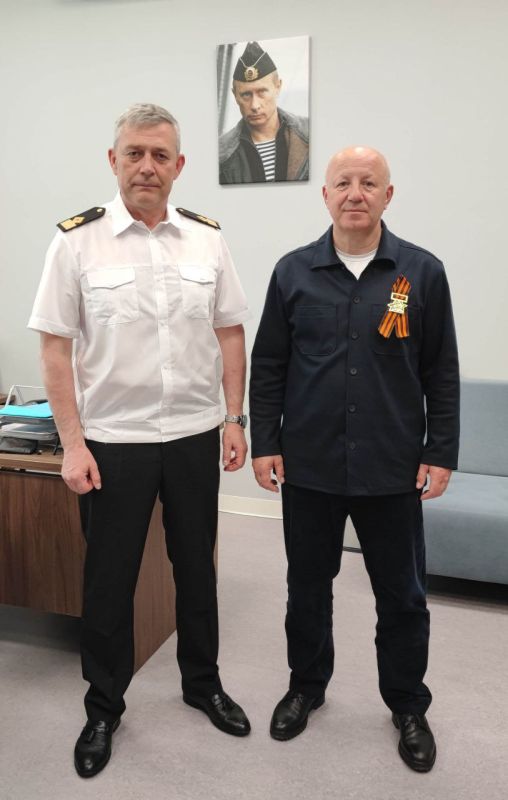Олег Моргун: В стенах Азовского морского института провел рабочую встречу с директором Мариупольского филиала ФГАОУ ВО «Севастопольский государственный университет» в Донецкой Народной Республике Владиславом Груздевым Олег Моргун: В стенах Азовского морского института провел рабочую встречу с директором Мариупольского филиала ФГАОУ ВО «Севастопольский государственный университет» в Донецкой Народной Республике Владиславом Груздевым