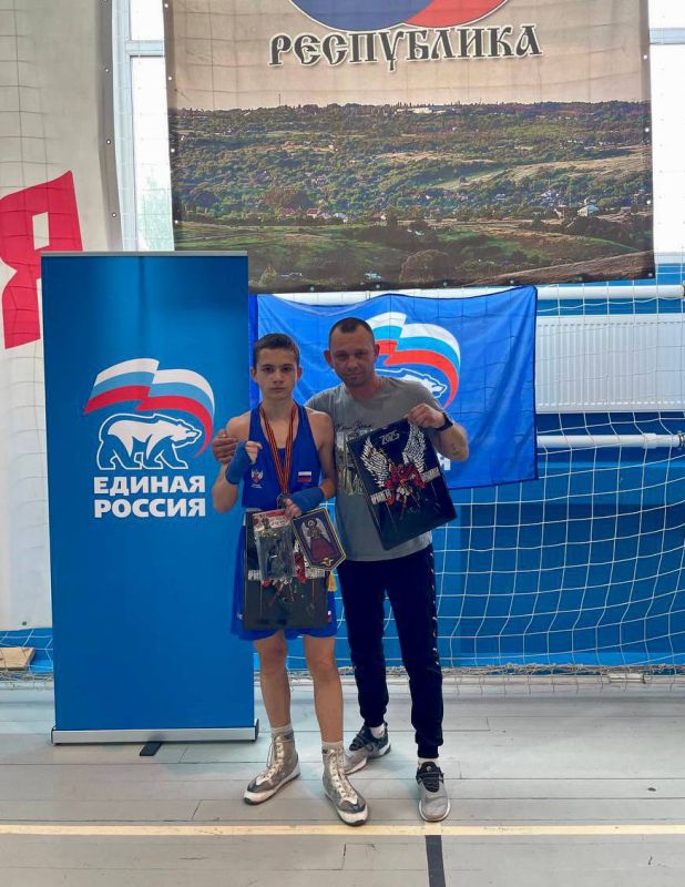 В эти выходные в г. Шахтёрск на безе ФСК «ОЛИМП» проходили соревнования Шахтерского муниципального округа В эти выходные в г. Шахтёрск на безе ФСК «ОЛИМП» проходили соревнования Шахтерского муниципального округа