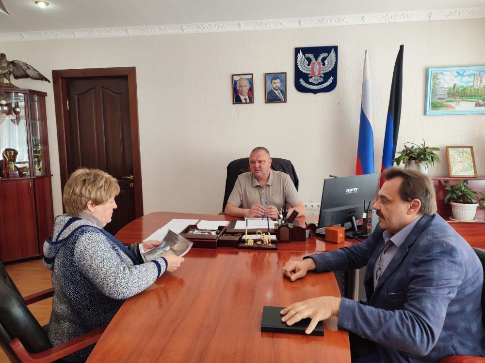Юрий Будрин: Сегодня, 19 мая 2025 года, руководитель Управы Кировского внутригородского района Администрации городского округа Донецк ДНР Алексей Дмитрюк провел личный прием граждан Юрий Будрин: Сегодня, 19 мая 2025 года, руководитель Управы Кировского внутригородского района Администрации городского округа Донецк ДНР Алексей Дмитрюк провел личный прием граждан