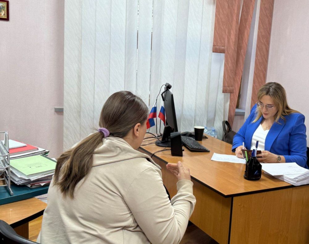 Анастасия Мельничайко: Сегодня провела приём граждан по вопросам, отнесённым к компетенции Нотариальной палаты Донецкой Народной Республики Анастасия Мельничайко: Сегодня провела приём граждан по вопросам, отнесённым к компетенции Нотариальной палаты Донецкой Народной Республики
