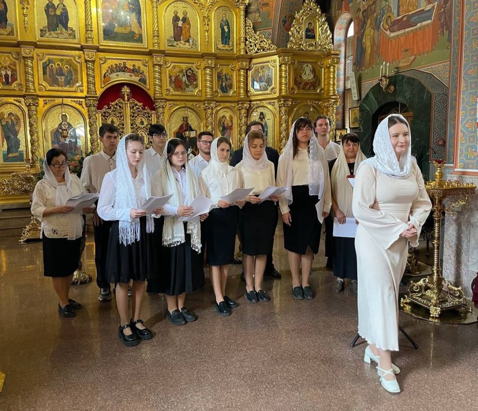 Пасхальный концерт в Володарском церковном округе Пасхальный концерт в Володарском церковном округе