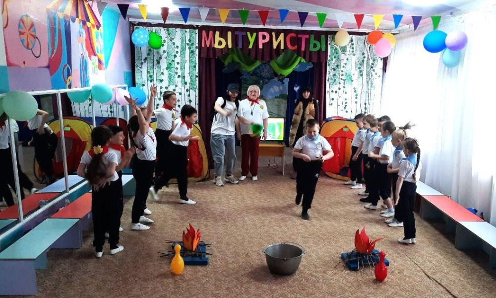 С целью реализации Республиканского проекта «Дружи со спортом с малых лет» и с целью пропаганды среди воспитанников ДОУ и их родителей приоритетов здорового образа жизни, развития интереса к физической культуре и спорту... С целью реализации Республиканского проекта «Дружи со спортом с малых лет» и с целью пропаганды среди воспитанников ДОУ и их родителей приоритетов здорового образа жизни, развития интереса к физической культуре и спорту...