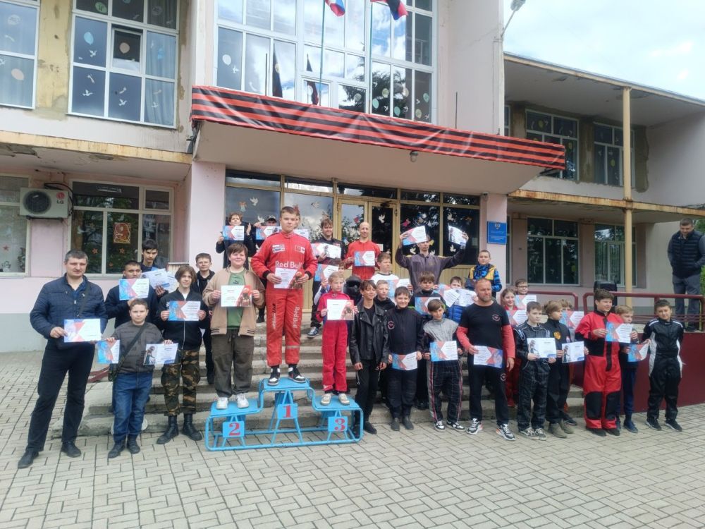 Воспитанники кружка "Картинг" МБУДО "СЮТ" приняли участие в Открытых Республиканских соревнованиях по картингу (скоростное маневрирование), которые проходили в рамках X Республиканской Недели безопасности дорожного движения... Воспитанники кружка "Картинг" МБУДО "СЮТ" приняли участие в Открытых Республиканских соревнованиях по картингу (скоростное маневрирование), которые проходили в рамках X Республиканской Недели безопасности дорожного движения...