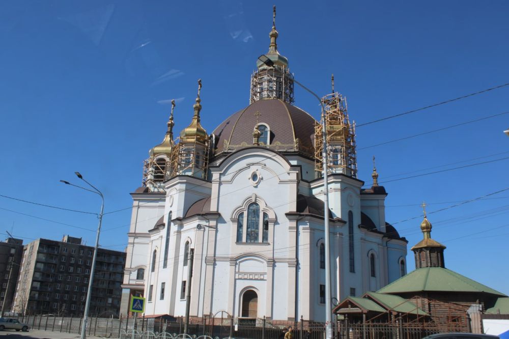 К 3-й годовщине освобождения Мариуполя К 3-й годовщине освобождения Мариуполя