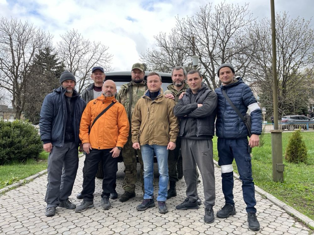 Мариуполь: три года назад. После поражения украинские нацисты оставили после себя в освобожденном Мариуполе масштабные разрушения, гуманитарную катастрофу, сломанные людские жизни и разбитые сердца Мариуполь: три года назад. После поражения украинские нацисты оставили после себя в освобожденном Мариуполе масштабные разрушения, гуманитарную катастрофу, сломанные людские жизни и разбитые сердца