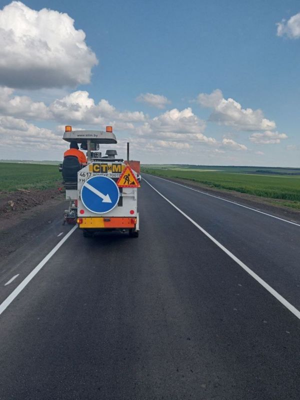 Более 5,3 тыс. кв.м дорожной разметки нанесли на дорогах общего пользования за минувшую неделю Более 5,3 тыс. кв.м дорожной разметки нанесли на дорогах общего пользования за минувшую неделю