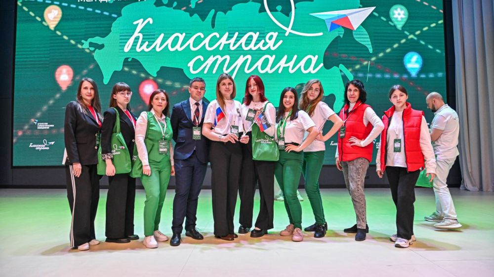 Ольга Колударова: Обучающиеся и педагоги Донецкой Народной Республики стали победителями международной программы «Классная страна» Ольга Колударова: Обучающиеся и педагоги Донецкой Народной Республики стали победителями международной программы «Классная страна»