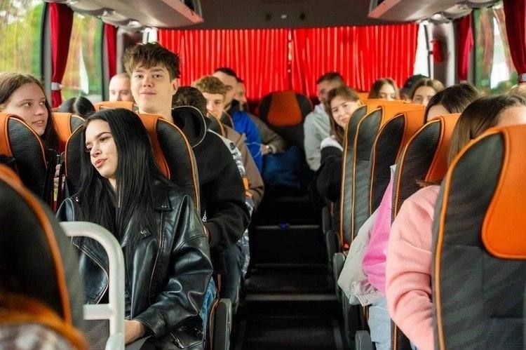 Дорогой Победы: студенты из ДНР отправились в большое путешествие в Краснодарский край Дорогой Победы: студенты из ДНР отправились в большое путешествие в Краснодарский край