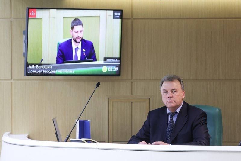 Александр Волошин: #Пленарноезаседание_СФ. Сегодня в Совете Федерации состоялось очередное заседание весенней парламентской сессии под председательством Валентины Ивановны Матвиенко Александр Волошин: #Пленарноезаседание_СФ. Сегодня в Совете Федерации состоялось очередное заседание весенней парламентской сессии под председательством Валентины Ивановны Матвиенко