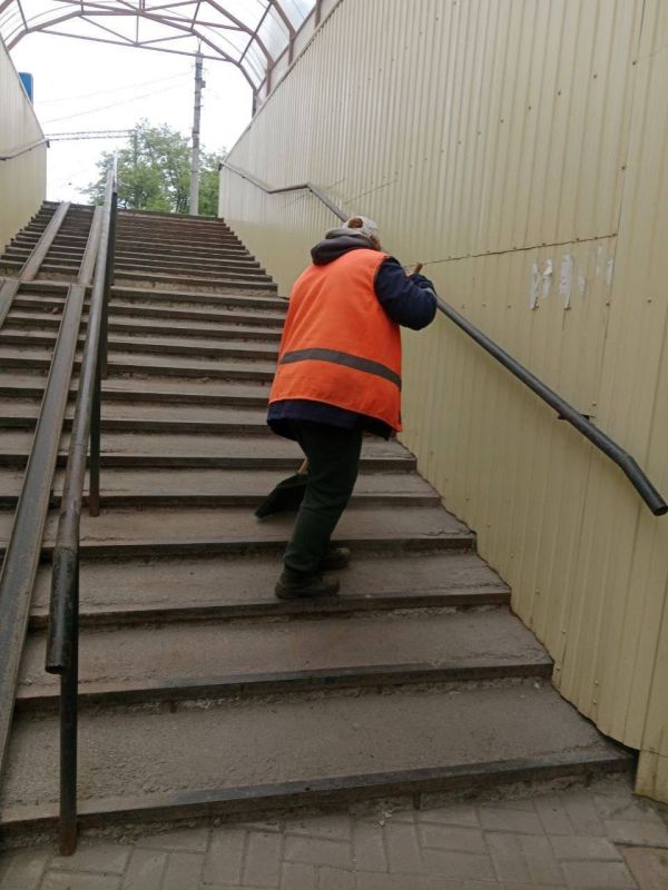 МУП «Простор» ежедневно выполняет все необходимые работы по содержанию городских улиц МУП «Простор» ежедневно выполняет все необходимые работы по содержанию городских улиц