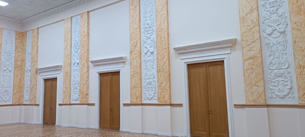 Александр Шатов: В Шахтерском Дворце культуры успешно завершился ремонт зала Александр Шатов: В Шахтерском Дворце культуры успешно завершился ремонт зала