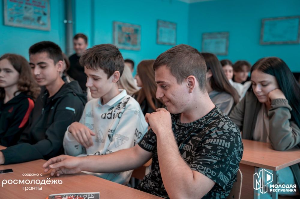 Молодёжь с юга Республики поучаствовала в политико-интеллектуальном проекте «В игре» Молодёжь с юга Республики поучаствовала в политико-интеллектуальном проекте «В игре»