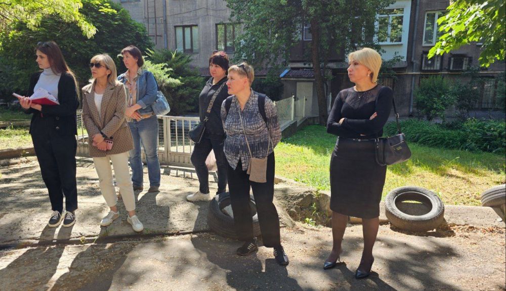 Встреча с населением на подведомственной территории Встреча с населением на подведомственной территории