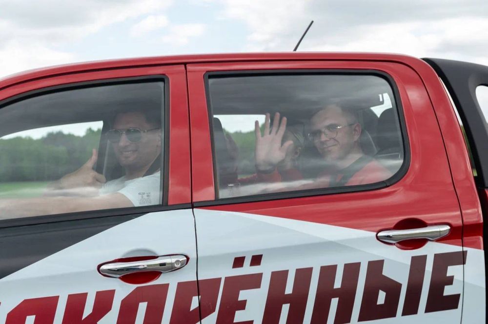 Александр Волошин: #НЕПОКОРЁННЫЕ2025. Автопробег «Непокорённые»: память, сила, единство 15 городов — 15 историй подвига Александр Волошин: #НЕПОКОРЁННЫЕ2025. Автопробег «Непокорённые»: память, сила, единство 15 городов — 15 историй подвига
