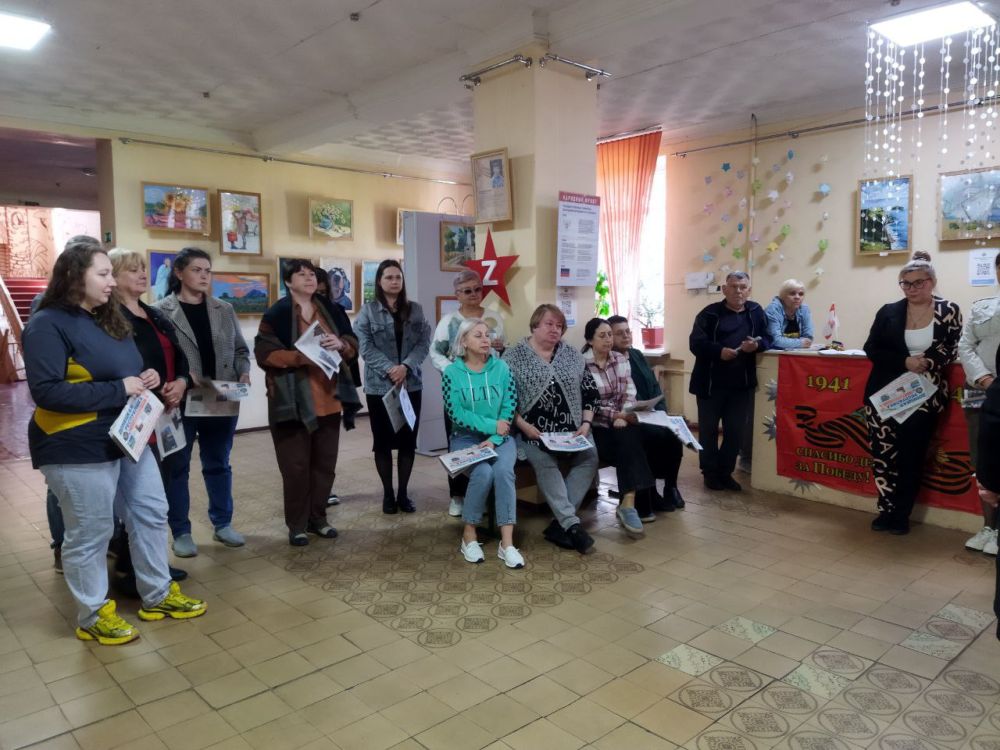 22 мая заместитель руководителя Управы Кировского внутригородского района Рита Бурцева и депутат Макеевского городского совета Ирин Рудь, с целью реализации проекта «Управдом», провели встречу с населением на... 22 мая заместитель руководителя Управы Кировского внутригородского района Рита Бурцева и депутат Макеевского городского совета Ирин Рудь, с целью реализации проекта «Управдом», провели встречу с населением на...