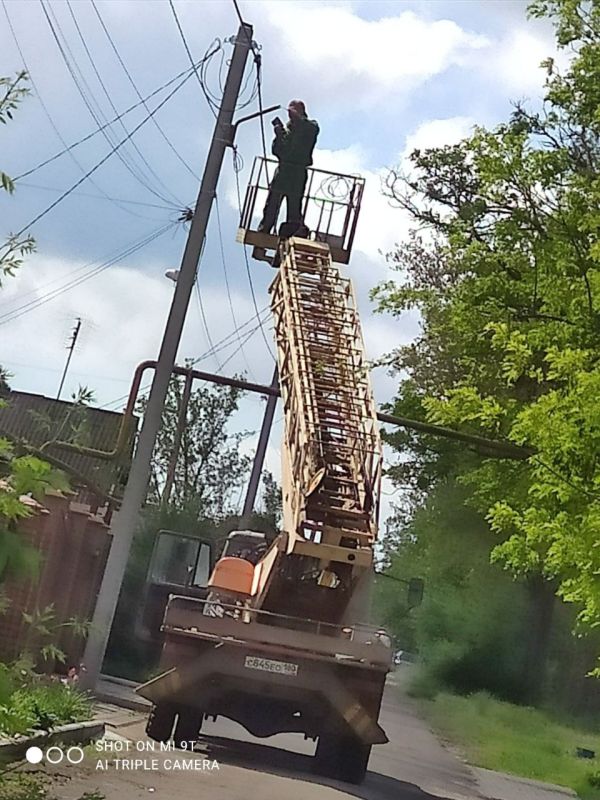 Борис Трима: В Мангушском муниципальном округе МБУ «Службой благоустройства ВЕКТОР» продолжается работа по ремонту уличного освещения Борис Трима: В Мангушском муниципальном округе МБУ «Службой благоустройства ВЕКТОР» продолжается работа по ремонту уличного освещения