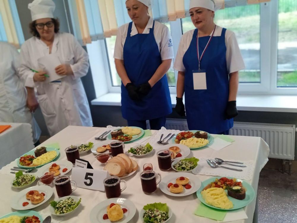 В Республике состоялся финал регионального тура Всероссийского конкурса «Лучшая школьная столовая 2025» в ДНР В Республике состоялся финал регионального тура Всероссийского конкурса «Лучшая школьная столовая 2025» в ДНР