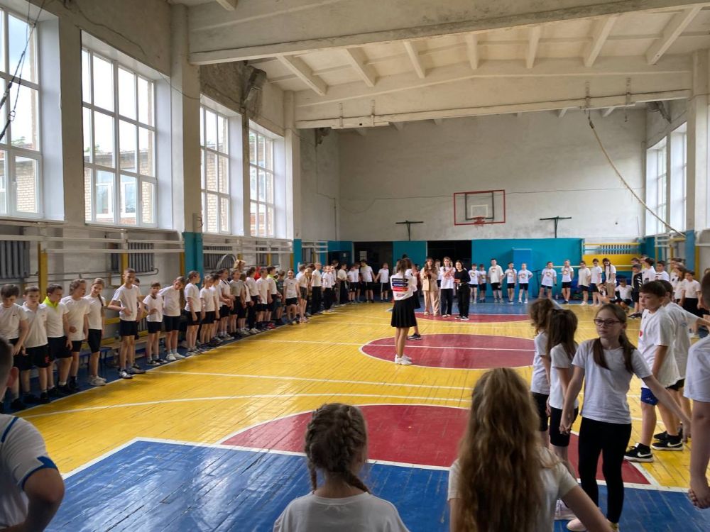 21.05.2025 в спортивном зале СШ №1 состоялись Республиканские соревнования «Веселые старты» (II этап) 21.05.2025 в спортивном зале СШ №1 состоялись Республиканские соревнования «Веселые старты» (II этап)