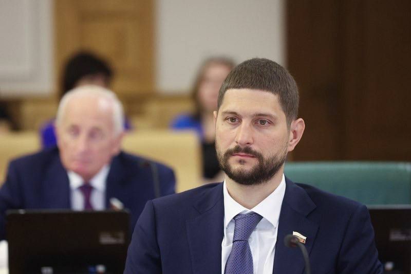 Александр Волошин: #Работа_в_СФ. На площадке Совета Федерации накануне обсудили тему вовлечения граждан в процессы местного самоуправления Александр Волошин: #Работа_в_СФ. На площадке Совета Федерации накануне обсудили тему вовлечения граждан в процессы местного самоуправления