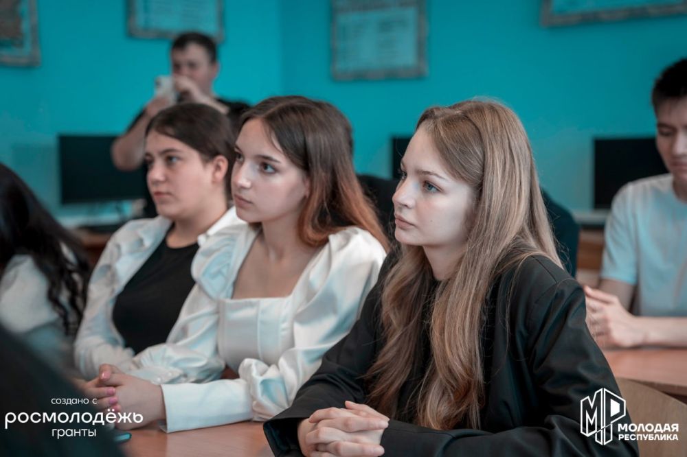 Молодёжь с юга Республики поучаствовала в политико-интеллектуальном проекте «В игре» Молодёжь с юга Республики поучаствовала в политико-интеллектуальном проекте «В игре»