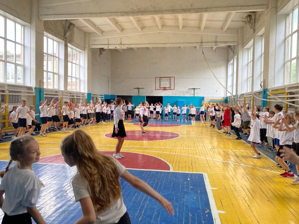21.05.2025 в спортивном зале СШ №1 состоялись Республиканские соревнования «Веселые старты» (II этап) 21.05.2025 в спортивном зале СШ №1 состоялись Республиканские соревнования «Веселые старты» (II этап)