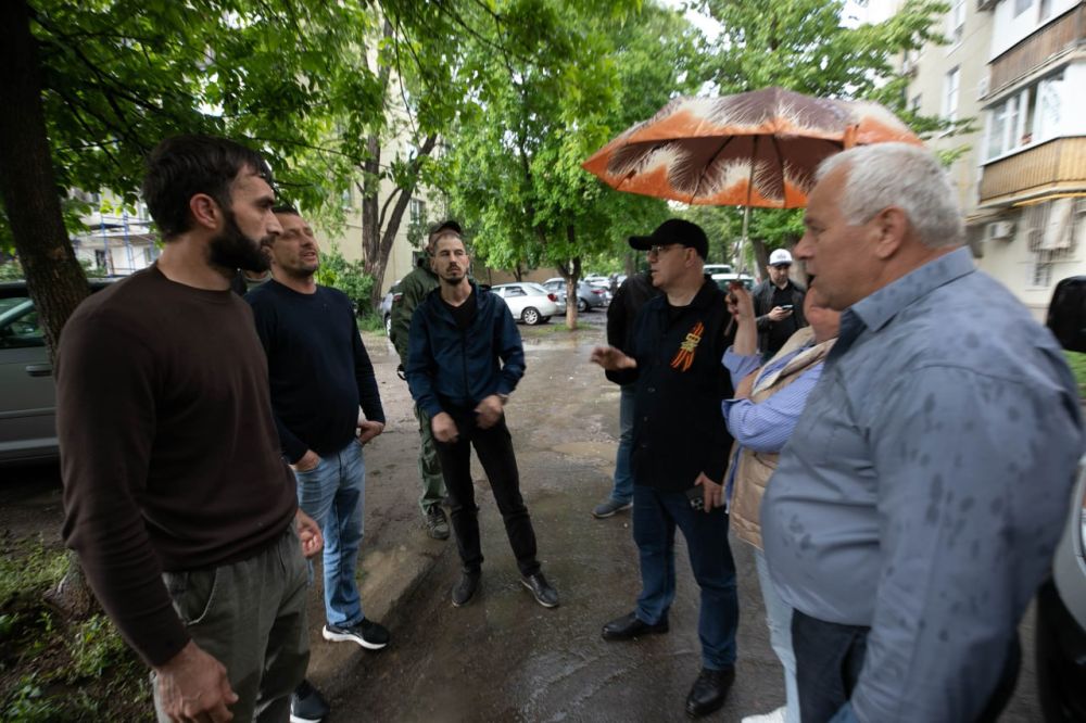 Олег Моргун: По обращениям граждан проверил ход ремонтных работ на объектах восстановления городского многоквартирного жилого фонда Олег Моргун: По обращениям граждан проверил ход ремонтных работ на объектах восстановления городского многоквартирного жилого фонда