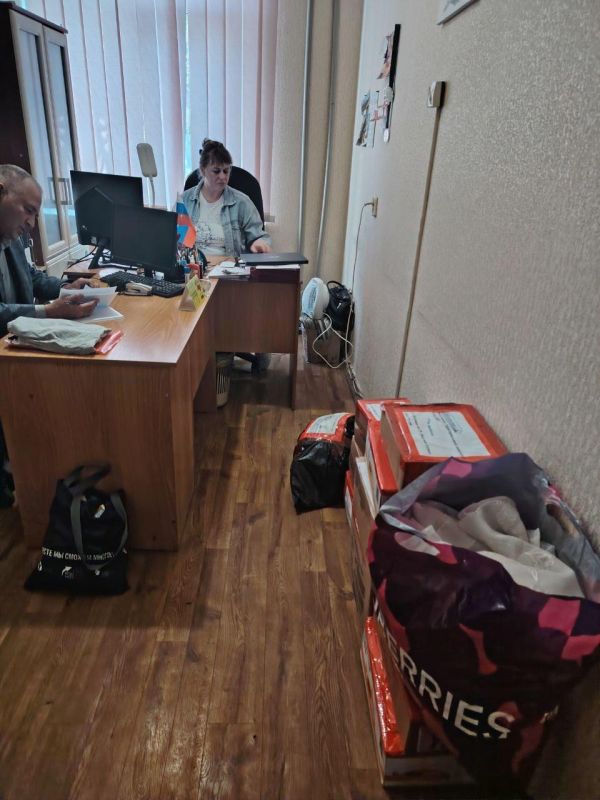 Борис Трима: Гуманитарную помощь из Хакасии доставили в ДНР Борис Трима: Гуманитарную помощь из Хакасии доставили в ДНР