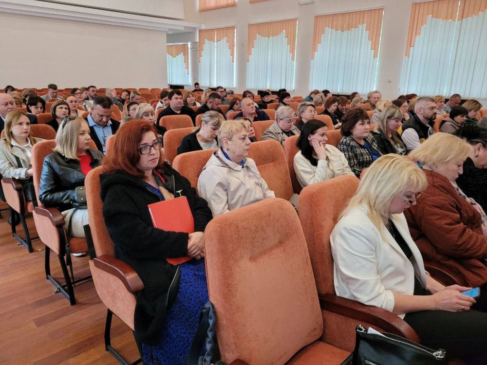 20 мая в ГБУ ДНР "РКБ им. М.И. Калинина" состоялась конференция "Новые горизонты совместного развития" под патронажем Министерства здравоохранения Донецкой Народной Республики, при поддержке Российской медицинской академии... 20 мая в ГБУ ДНР "РКБ им. М.И. Калинина" состоялась конференция "Новые горизонты совместного развития" под патронажем Министерства здравоохранения Донецкой Народной Республики, при поддержке Российской медицинской академии...